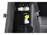 もしもの時のパンク修理キット。空気バルブに薬剤を入れて電動コンプレッサで空気を送り込むだけなので危険な作業や体力が少なくてすみます。ですがあくまで応急処置の為本修理が必要です。