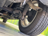 お車を安心してお乗りいただく為には、足回りの定期点検が欠かせません。サービスサポート(有償保証)では無料点検もご提供しており、安心のカーライフをお過ごしいただけるサポート体制が整っています。