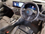 ☆センターパネルを運転席側に僅かに傾けたBMW独特のインパネ☆【駆け抜ける歓び】はここからもスタートしております☆