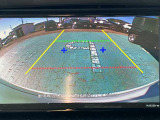 バックモニターで車庫入れや縦列駐車もらくらく、高感度カラーカメラですので僅かな光でもくっきりと見え、夜でも安心して駐車出来ます。