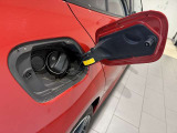 メルボルン・レッドメタリック 電動トランク ACC 禁煙車 AppleCarPlay 18インチホイール パーキングアシスト 後退アシスト バックカメラ 正規認定中古車 全国正規ディーラー保証 2年走行距離無制限