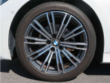 ◆ローンリース等ファイナンス商品、BMW専用自動車保険、BMWカード、コーティング、板金塗装、ドライブレコーダーなど社外品の取扱もございます。お車に関することは全てバルコムにお任せ下さい◆