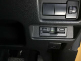 ETCが装着されています。再セットアップ後高速道路の料金所をノンストップで通過できて大変便利です。