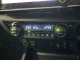 オートエアコンで細かい温度調節ができます。車内をいつでも快適空間にしてくれます。