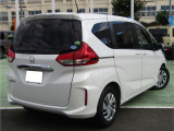 フリード 1.5 G サイドリフトアップシート車
