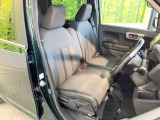 運転席シート廻りは使用感も少なく、良好な状態となっています。前オーナー様が丁寧に使っていたことがよくわかりますね。