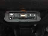 今や標準装備になりつつあるETC車載器も装着されております。料金所を通過するときも楽々です。