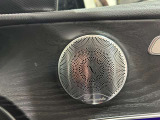 メルセデス・ベンツの定める厳しい基準をクリアしたお車のみをご案内させて頂きます。納車前整備はメーカー規定に基づき100項目以上にも及ぶ点検を熟練のメカニックによって行いご納車させて頂きます。
