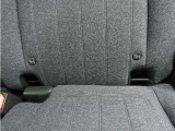 ◆ISOFIX◆シートベルトいらずでチャイルドシートと固定金具を連結するだけでガッチリ固定できます。