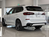 BMWを熟知したメカニックよる100項目の納車前点検☆ドイツ本国と同様の教育・訓練を受けたBMW専門メカニックが100項目にも上るポイントを徹底的にチェックいたします。