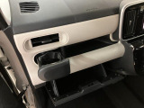 大小多数の小物入れがございます^^