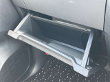 使いやすい場所に豊富な収納スペース♪