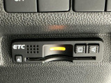 【ETC車載器】もはや必須アイテムのETCを搭載!高速道路のご利用時にとても便利!わずらわしい料金所での現金支払いが不要となりスムーズに通過できます♪