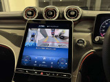 バックカメラにより駐車時の後方確認も楽にできます。