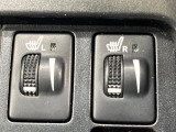 【シートヒーター】寒い日に重宝するシートヒーター!エアコンより早く温まってくれるので寒がりの人も安心ですね♪エアコンの温風は乾燥するから苦手、という方にもをおすすめです。