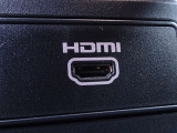 【ロアコンソール内★HDMI入力端子】手持ちの映像機器を接続すれば、さまざまな映像が楽しめるようになります♪