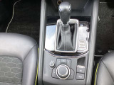 スカイアクティブ6AT、スムーズな発進とダイレクトなシフトフィールを実現しました。運転のしやすさが更に際立ちます。