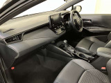 すっきりとしたデザインの内装は、さすがトヨタ車の上品さを感じます。