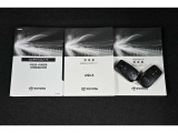 保証書・記録簿・取扱説明書と揃っていいます。キーの電池は新品にお取替えしてから納車させて頂きます。