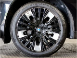 【BMWアロイホイル】軽量かつ強度に拘ったアロイホイル。走行性能ポテンシャルを引き出す設計。車の足元を引き締めてくれる大きなポイントはアロイホイルです。