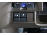 VSA装備=ブレーキ時の車輪ロックを防ぐABS、加速時などの車輪空転を防ぐ トラクションコントロールシステムに旋回時の横すべり抑制の3つの機能を トータルにコントロールします。