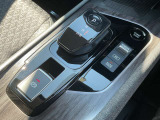 運転席まわりの画像です。