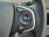 ◆アダプティブクルーズコントロール◆予め設定した車速内でクルマが自動的に加減速。前走車との適切な車間距離を維持しながら追従走行します。【LKAS】車線維持支援システムでステアリング操作を支援。