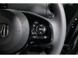 Hondaセンシングの機能のひとつ、アダプティブクルーズコントロール付!アクセルから足を離しても設定したスピードと前車との車間を保ち走行してくれます!車線維持もアシスト☆高速道路で疲労軽減ですね☆