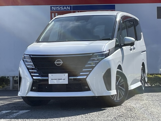 セレナ 1.4 e-POWER ルキシオン 