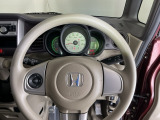 明るく、視認性に優れたメーターで安全運転や燃費管理、車両点検などに役に立つ機能があります ※一部の車種には該当しないものもございます