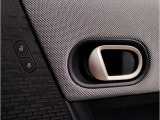ご納車後も最寄りのMINI正規ディーラーにてアフターサービスが可能です。お問合せ・詳細はMINI NEXT 三宮店  お問い合わせ:078-803-3298 までお気軽にお問合せ下さいませ。