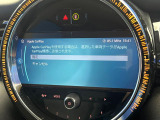 ●Apple Car Play:スマホとの有線接続で、ナビ・オーディオ再生などスマホのアプリ機能が画面でも使える便利機能です!