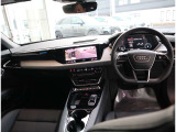 e-tron GT クワトロ 4WD 