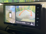 【アラウンドビューモニター】専用のカメラにより、上から見下ろしたような視点で360度クルマの周囲を確認することができます☆死角部分も確認しやすく、狭い場所での切り返しや駐車もスムーズに行えます。