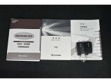 キーを取り出さずにドアを施錠&解錠。クルマの始動も可能です。