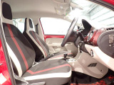 楽な姿勢で座ることが出来るので長時間の運転でも疲れにくいですし体もぶれにくいですよ。