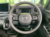 【ステアリングスイッチ】運転中、前方から目線をそらすことなく、オーディオ等の操作が可能な便利機能!安心&快適なドライブを演出してくれます♪
