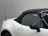 軽快な走りとスタイリッシュなデザインで、いつものドライブが特別な時間に。運転する楽しさを存分に味わえる一台です!