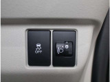 横滑り防止機能で、車の動きが乱れたときなど制御してくれます。