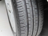 タイヤサイズは「185/55R16」になります。タイヤの溝は約5mm残っています。