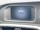 ●純正ナビ:一体感のあるナビは、高級感ある車内を演出してくれます。Bluetooth再生などオーディオ機能も充実しておりますので、運転もより楽しめます♪