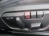 【メモリー機能付きパワーシート】運転手が代わってもボタン一つで設定ポジションに。常にご自身のドライブ設定が整います。