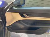 第三者機関の品質チェックとポルシェ認定中古車の事前整備を受けて初めてご案内できる車両です。できれば実車のご確認をよろしくお願いします。