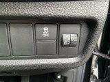 横滑りを抑制し車の姿勢の安定を図るVSA機能を搭載。