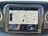 7inモニターUconnect装備。タッチスクリーンをタップスワイプするだけですべての機能を呼び出せます。AppleCarPlayおよびAndroid Auto対応。
