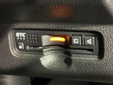 いまや快適なカーライフに欠かせないETCが付いています。