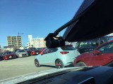 ドライブレコーダー付き!前後2カメラで安心して運転できます。
