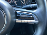 MRCC(マツダレーダークルーズコントロール)は先行車との車間を維持しながら追従走行を行い、長距離でのドライバー負担を軽減させてくれます。