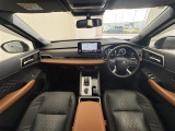 アウトランダー PHEV 2.4 P 4WD 本革シート