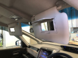 【車内ミラー】日常で使える、嬉しい車内ミラーがついてます!